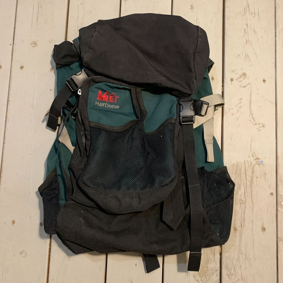 REI Co-op Half Dome Backpack Hiking Outdoor Green Black 20x14” Camping Pack