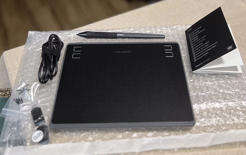 HUION HS64 Pen Tablet Android Supported, Battery-Free Pen , 8192 Levels, 4 Keys - Image 2 of 4