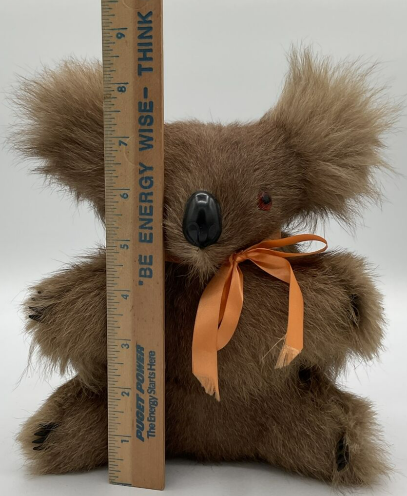 激レア Burberrys 90's koala コアラリュック ブローチ 美品 Vintage Toy Koala Bear Orange Eyes Bow Plastic Claws Appears to be