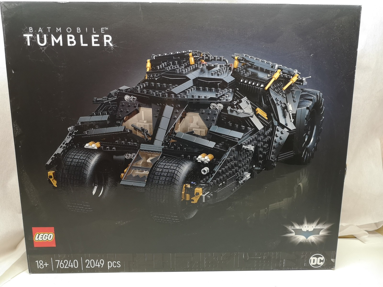 LEGO DC Comics 76240 Batmobile Tumbler, cadeau idéal scellé pour fan de The Dark Knight