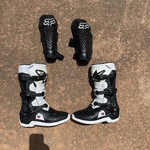 Alpinestars Youth Tech 3s boots size 4 black/white & Fox Knee Shin Pads