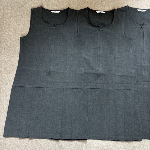 4 X M&S School Pinafore Dresses Bundle Age 9-10yrs Dark grey Zip Front VGC - Picture 3 of 9