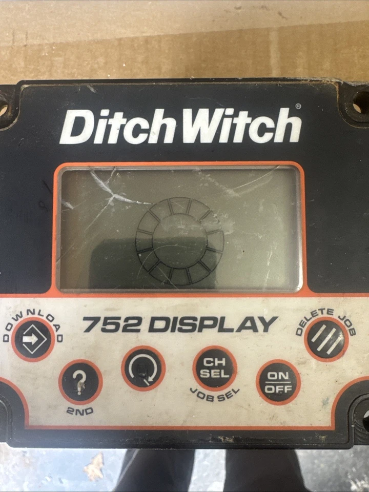 Localizador de exhibición Ditch Witch 752 Foto 3 de 3