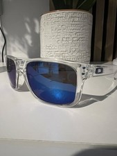 Mens Oakley  sunglasses brand new