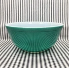 Vtg. Nesting Bowls, Green (Primary Colors) 2½qt. - PYREX Ovenware (c. 1945-68)