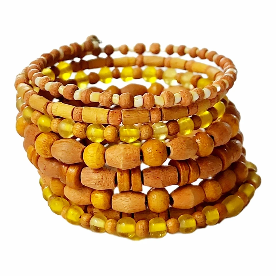 Brazalete envolvente estilo tribal alambre memoria cuentas vidrio amarillo y madera boho Foto 4 de 4