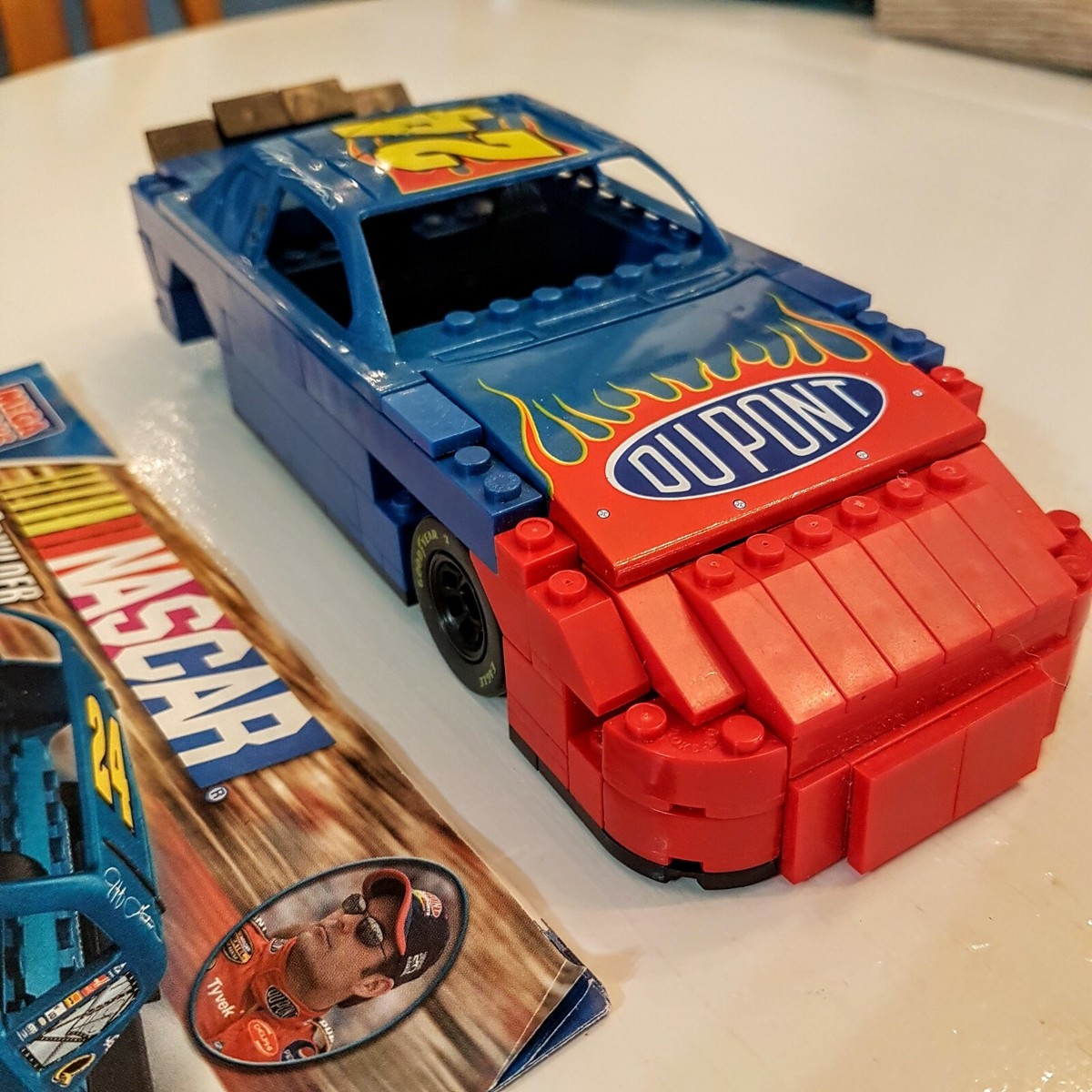 Mega Bloks 9976 NASCAR Race Car Pro Builder Jeff Gordon 2006