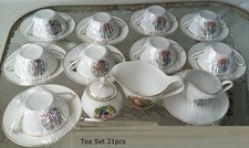 Gold Trimmed Porcelain Tea Set 21pcs Japan Traditional Scene circa 20th Unmarked