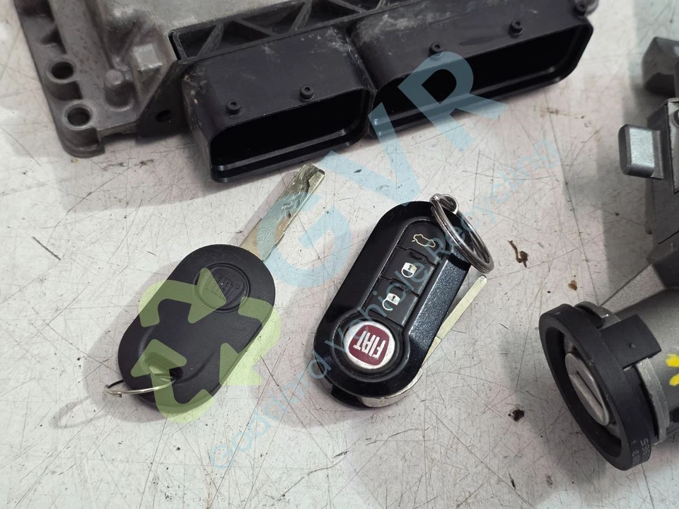 FIAT 500L MULTIJET POP STAR MK1 (73) 2013-2017 Engine ECU Kit 55259747 - Image 3 of 4