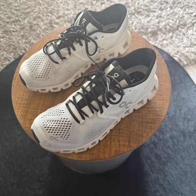 On Cloud X Running Shoes White Black Training Sneakers 40.99702 Size 8 A2