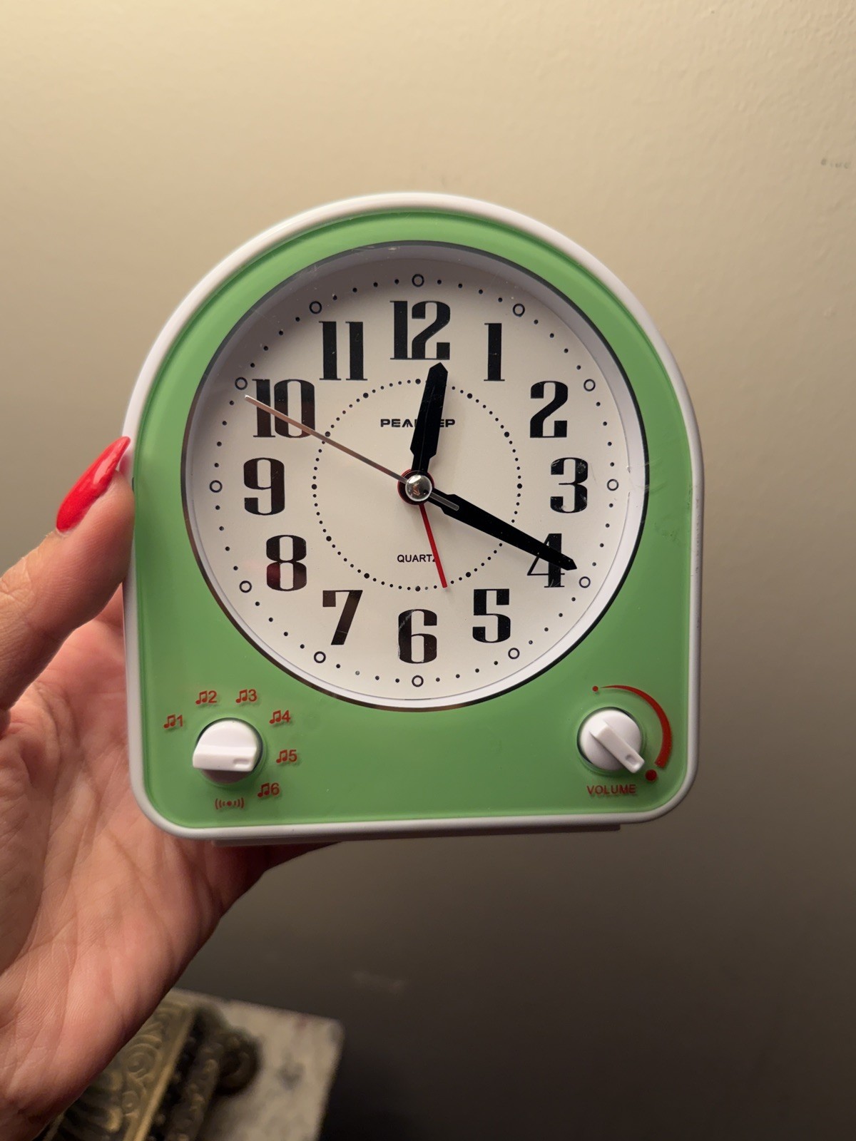 Peakeep Battery Non-ticking Alarm Clock Snooze Nightlight Multi-sound Analog ⏰