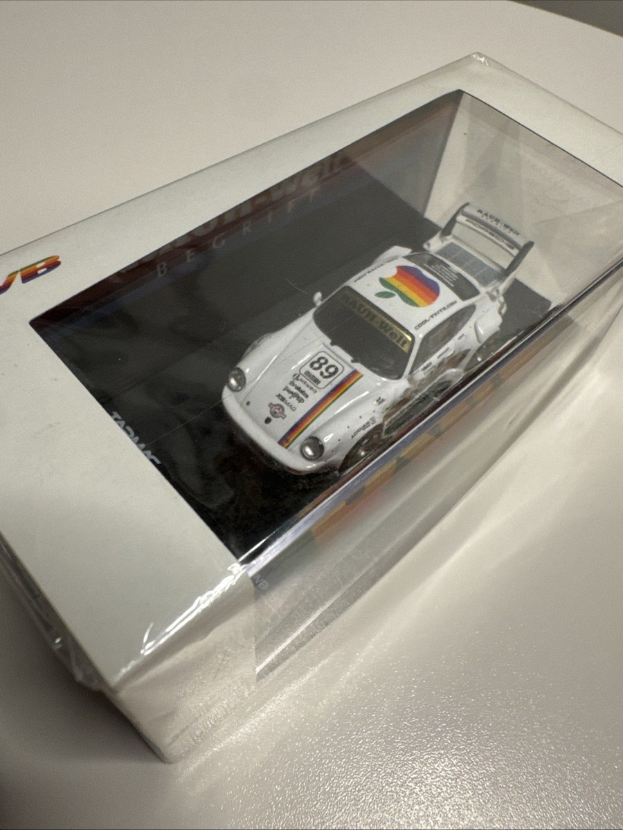 TARMAC Works 1:64 Porsche 930 Rauh Welt Begriff RWB Apple Computer