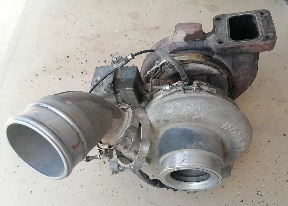 TURBOCOMPRESOR PARA PACCAR ORIGINAL OEM MX-13 EPA13 CON ACTUADOR INCLUIDO Foto 4 de 4