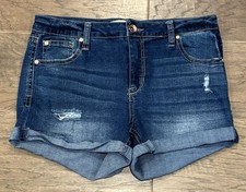 Women  s Juniors Size 5 / 27 Celebrity Pink Cuffed Denim Jean Shorts