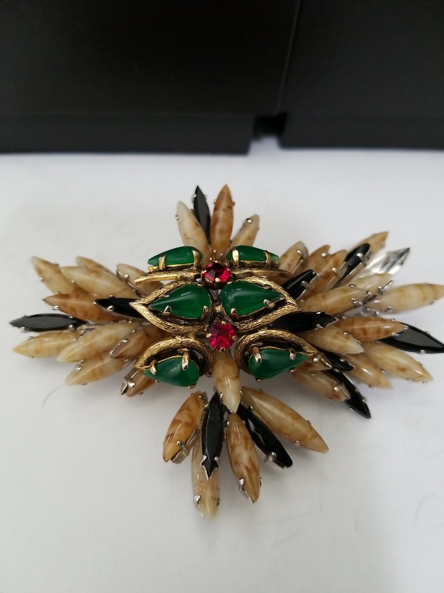 Christian Dior ♡ Vintage ♡ broach Large Christian Dior Snowflake Brooch Green and Brown | Gadelles