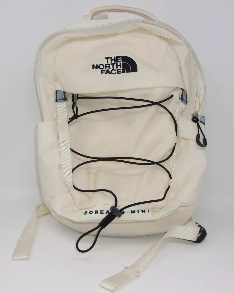 North face borealis white top