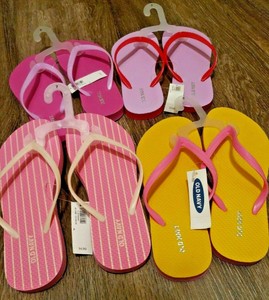 old navy classic flip flops