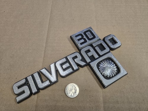 Chevy OEM 1981-1987 Silverado 30 Fender Emblem Badge Logo Nameplate 14026453 - Picture 2 of 5