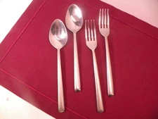 CAMBRIDGE CBS56 Frosted Handle Stainless Slanted Tip 2 Soup Spoons 2 Dinner Fork