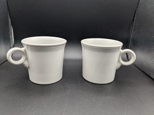 Set Of 2 HLC FIESTA USA White Coffee Mugs Cup Fiesta Ware O Ring Handle Vtg