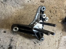 Support moteur Mitsubishi CARISMA