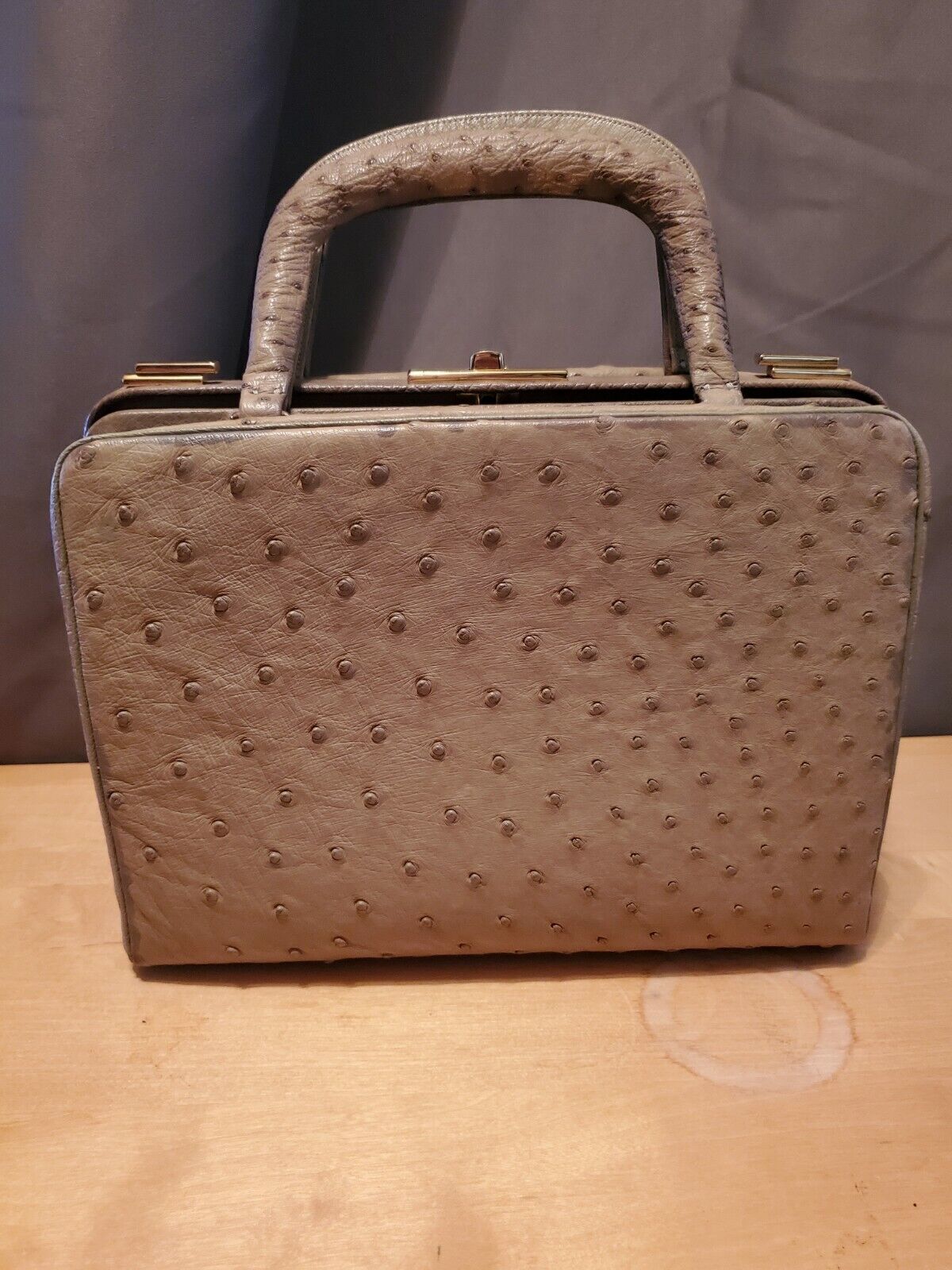 Luxe Authentic Koret Ostrich Skin Purse Handbag Bag Pocketbook Fashion  Accessory