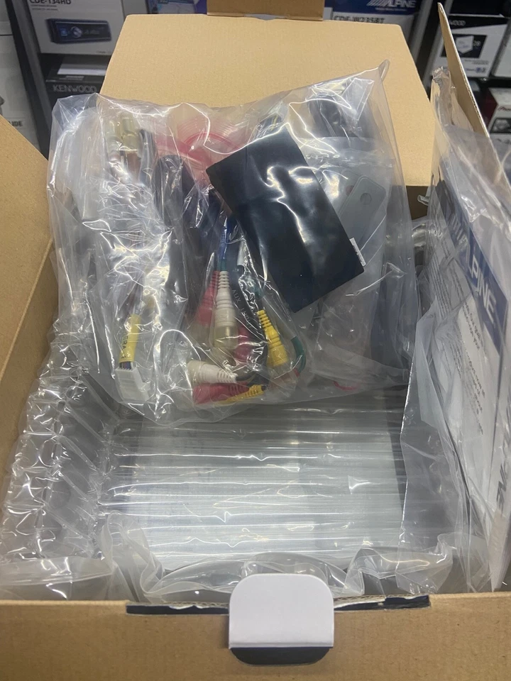 ALPINE IVE-W535HD DOUBLE DIN BLUETOOTH CAR STEREO *CLASSIC* - Image 4 of 4