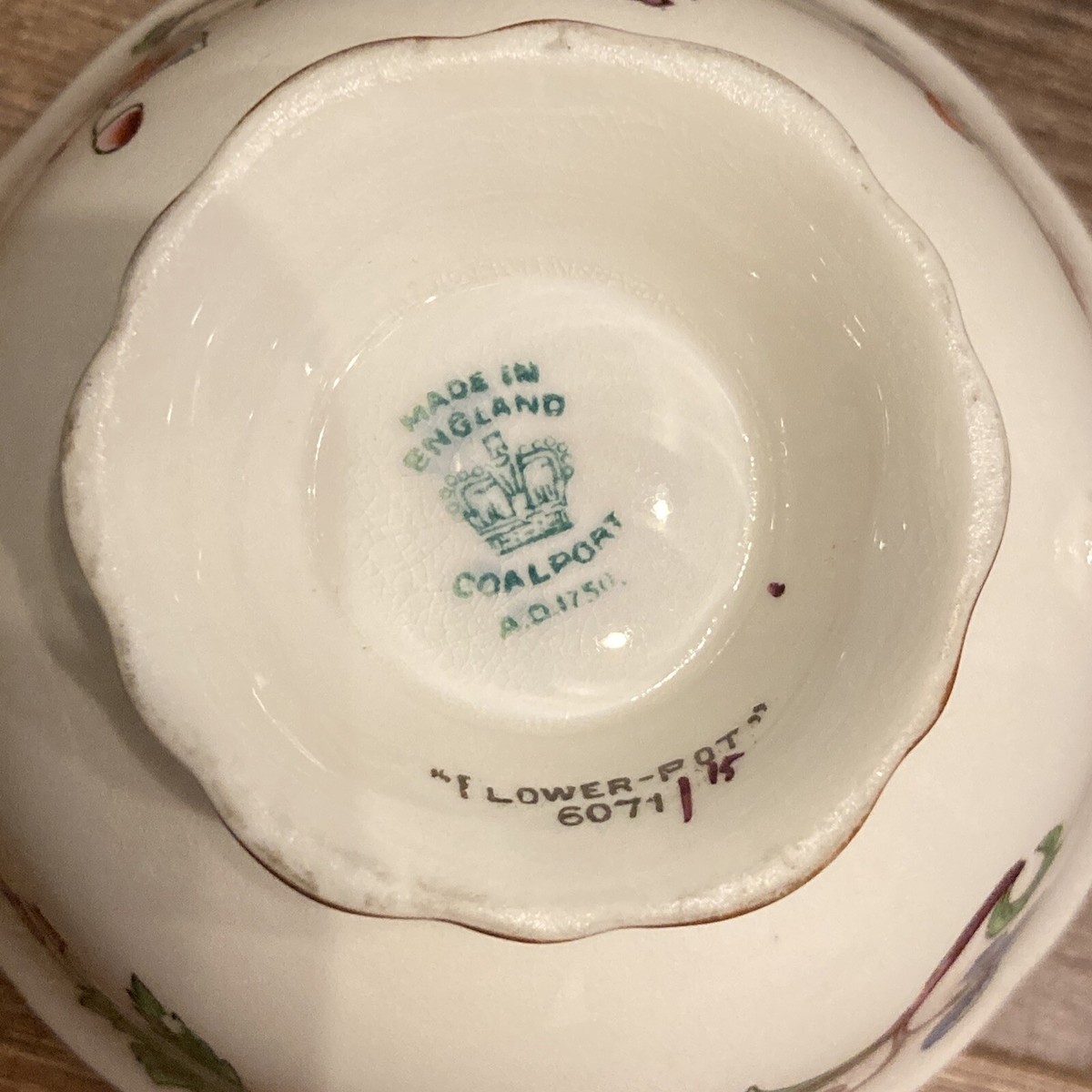 2 Antique Coalport Flower Pot Coffee Tea Cups 6071/15 2 Antique Coalport Flower Pot Coffee Tea Cups 6071/15
