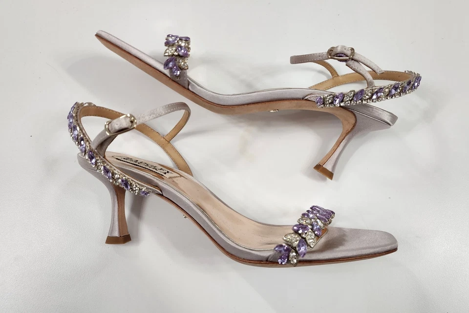 Kenya Kitten Heel Sandals Party Wedding Embellished by Badgley Mischka Size 6 - Image 3 of 4
