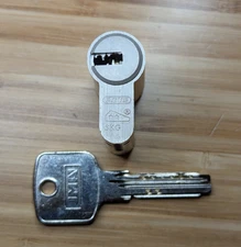 ABUS EC550 High-Security Lock Cylinder Half-Euro Locksport with Key Blue Belt