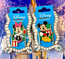?? 2025 DSSH DSF D23 Mickey and Minnie Popcorn Movie Theater Chair Disney 2 Pins