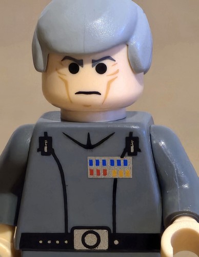 ÚLTIMO LEGO ORIGINAL STAR WARS FiGURA DE GRAND MOFF TARKIN GOBERNADOR DE LA ES - Imagen 8 de 19