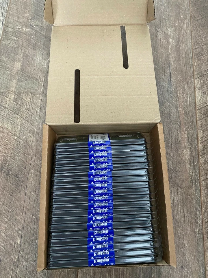 Kingston Dell KTD-PE421/8G 8GB DDR4 2133Mhz ECC Registered Memory RAM DIMM - Image 2 of 4