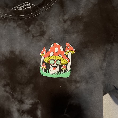 Eighty Eight Black"Trippy Vibes - Happy TImes " Tee Size Medium - Picture 6 of 7