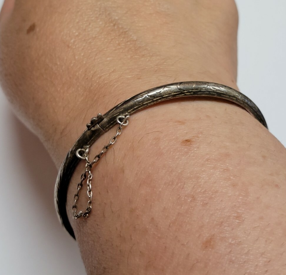 Sterling Silver Etched Delicate Hinged Bracelet C… - image 10