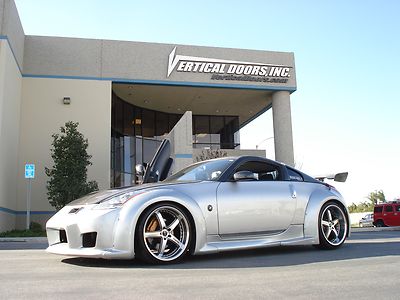 Nissan 350z 03-09 Lambo Style Vertical Doors VDI Bolt on Hinge Kit