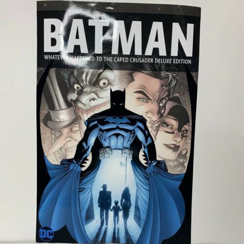 Batman Whatever Happened to the Caped Crusader Deluxe Edition Poster - Photo 1 sur 4