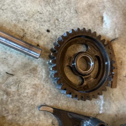 1997 Kx100 Transmission Gear Box Main Counter Shaft - Picture 8 of 10