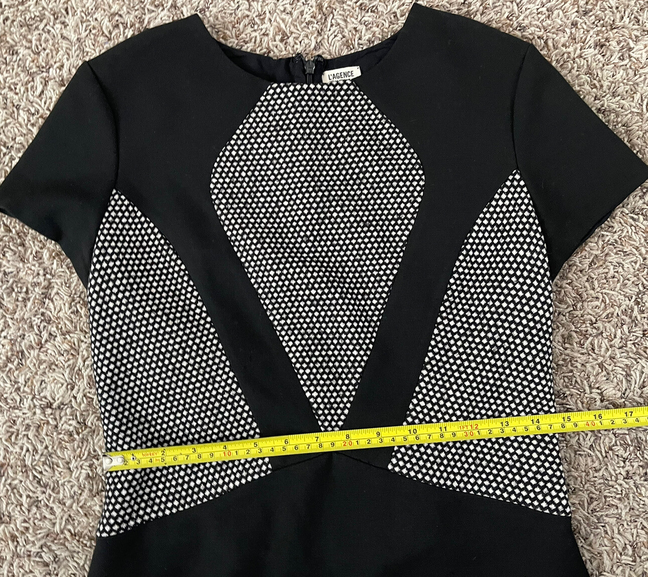 L'AGENCE Black with White Pattern Insert Short Sl… - image 6