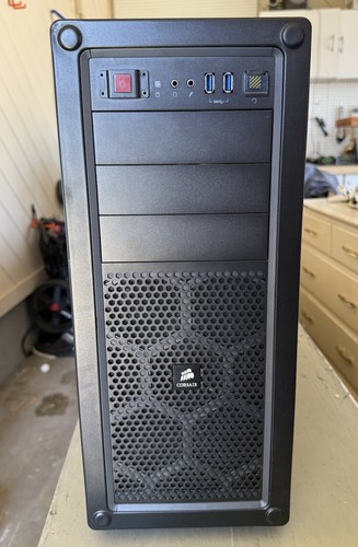 Corsair Vengeance C70 Mid Tower Computer Gaming Case Original Box Preowned Used - Photo 2/6