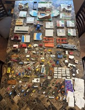1980 s MASSIVE 200 Piece Galoob Micro Machine Playsets LOT Cars Super City