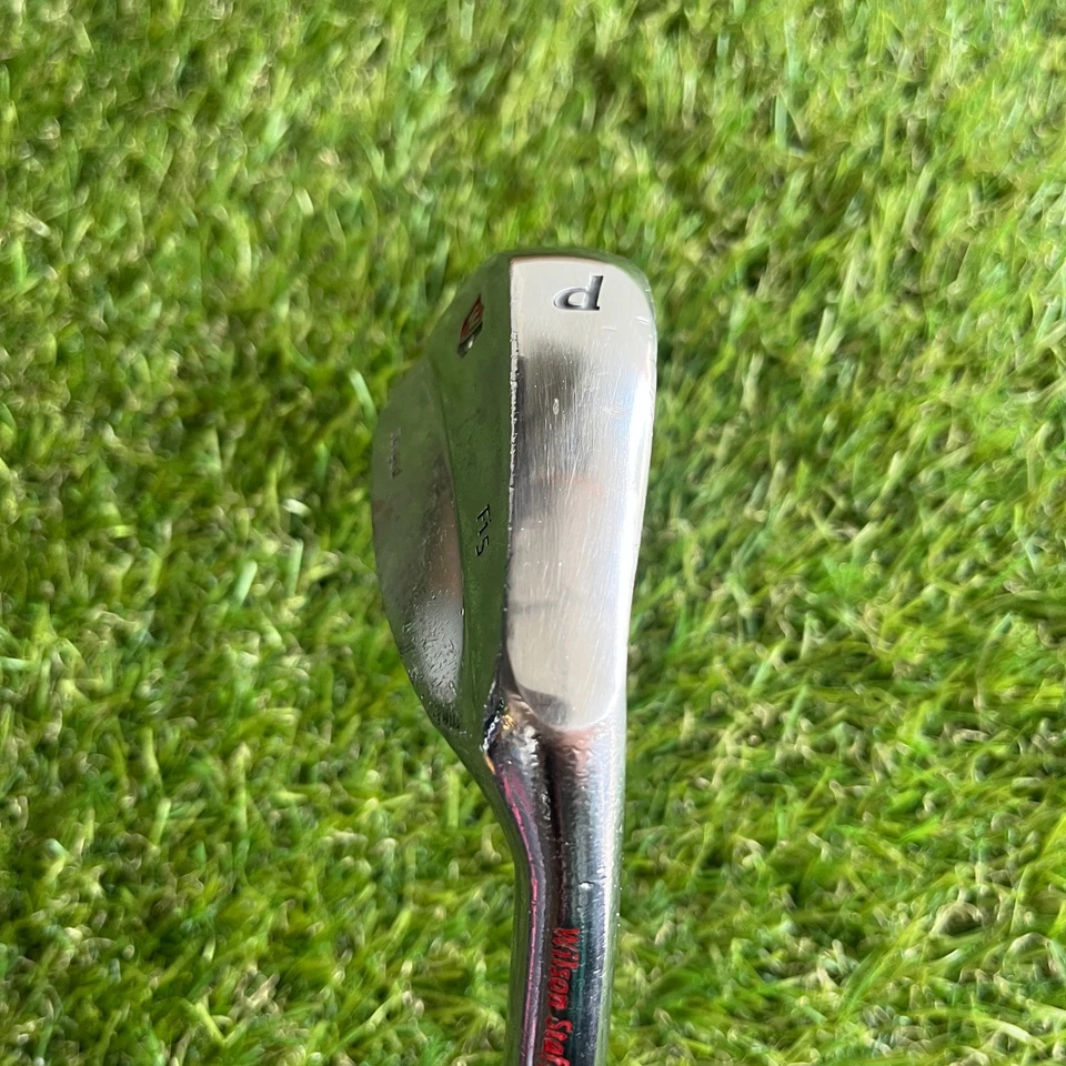 Wilson Staff Fi5 Pitching Wedge PW Aço Rígido Direito 36" Lâmina Forjada Direita - Imagem 2 de 4