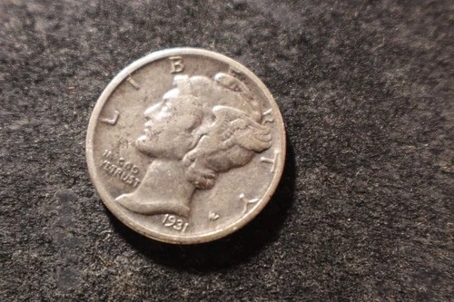 1931-D VF XF Solid Mercury Dime Super Fasces WCO