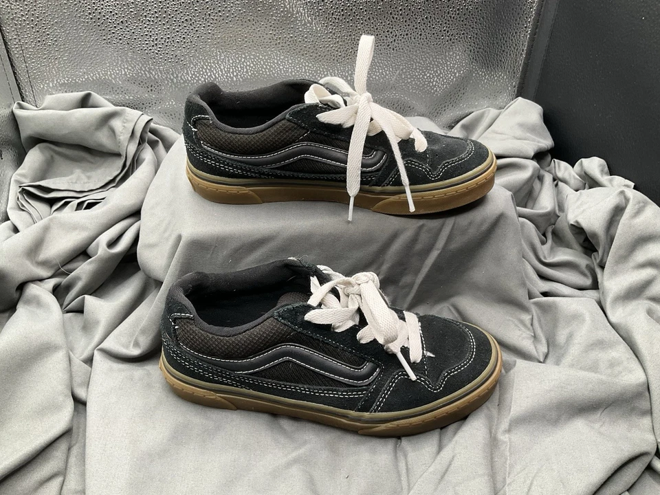 Zapatilla deportiva Vans Old Skool de lona baja negra beige 500714 juvenil talla 4 de EE. UU. Foto 2 de 4