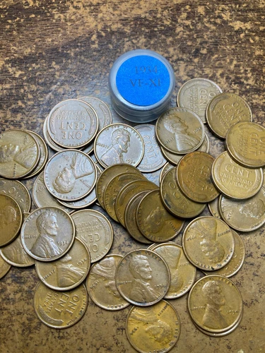 1934 (P) LINCOLN WHEAT CENT ROLL 50 coins Very Fine to Extremely Fine condition