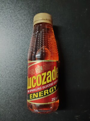 Alte Lucozade Glas Flasche 90er Energy drink Voll Full RAR Can bottle Glas UK