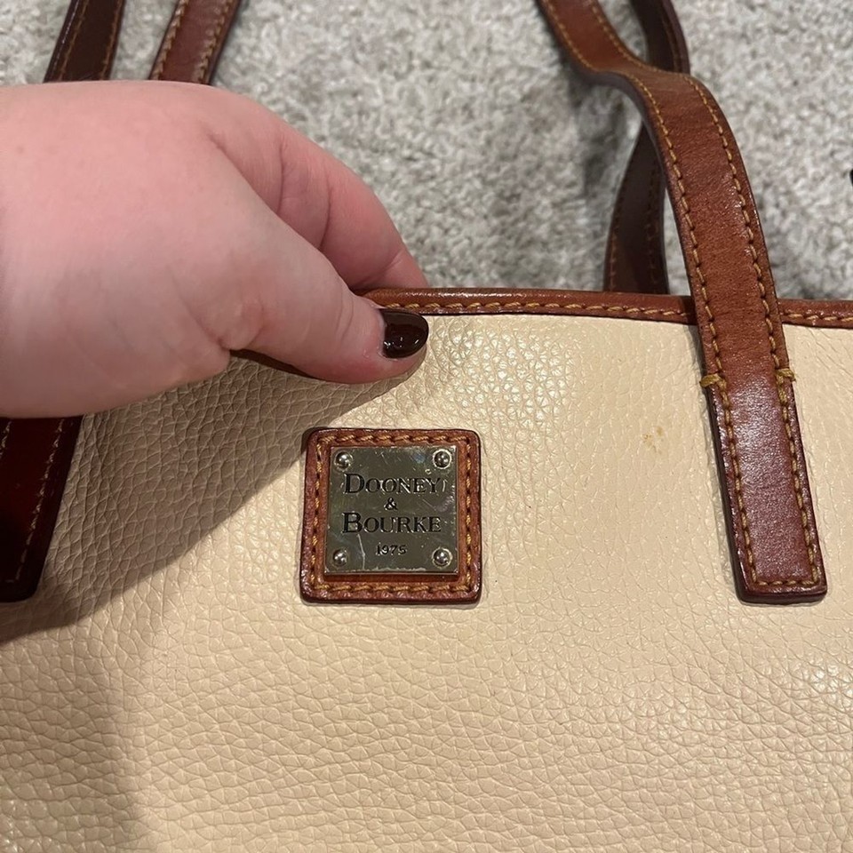 Dooney & Bourke Genuine Leather Shoulder Bag Tote Purse in Beige Cream