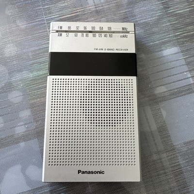 PANASONIC RF-032/ MADE IN JAPAN FM-AM 2 Band Receiver