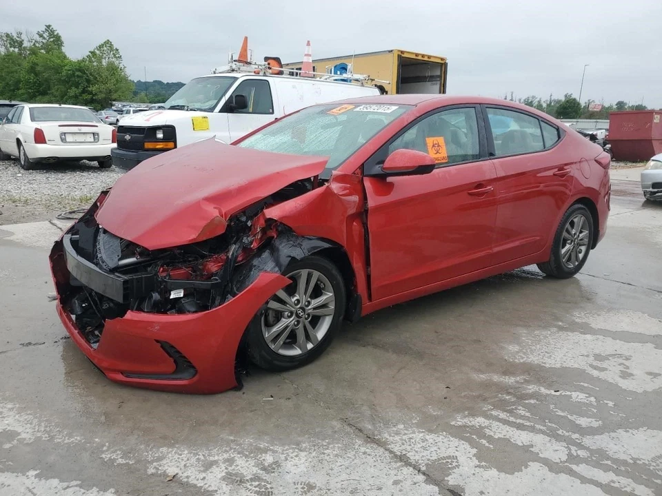 Hyundai Elantra 2017 antena roja Foto 3 de 4
