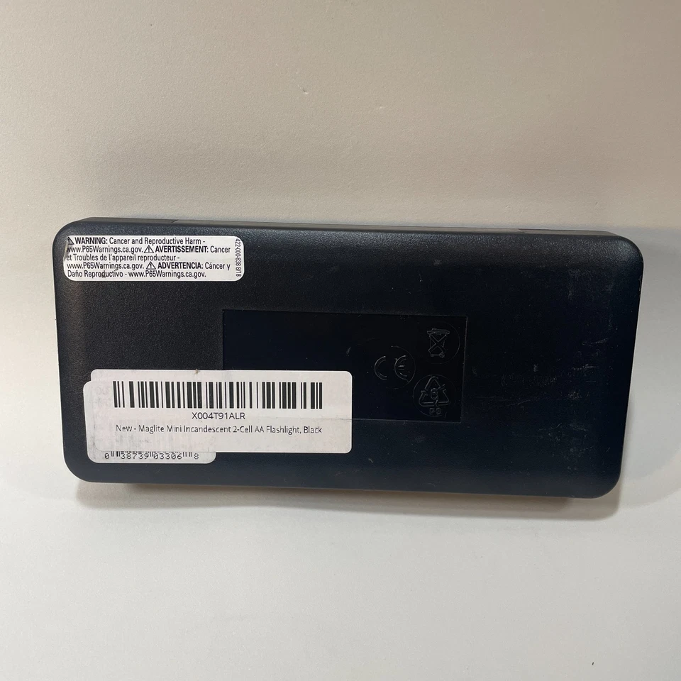 Linterna Maglite Mini LED 2 Celdas AA con Funda, Gris Foto 4 de 4